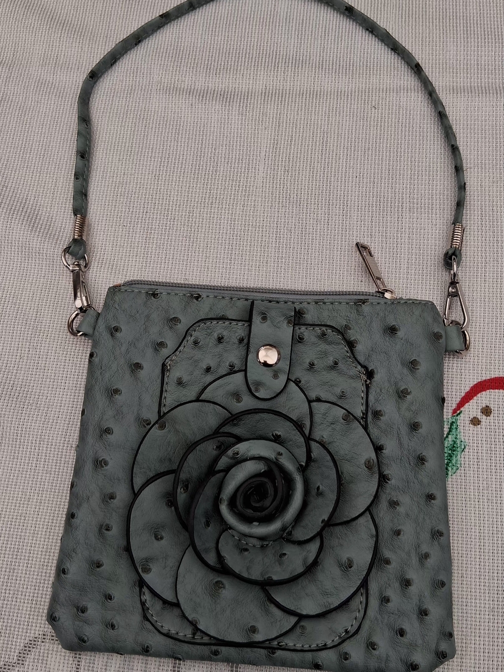 Women’s Green Floral Appliqué Crossbody Bag